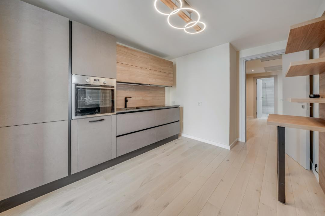Apartament exclusivist 3 camere | Asmita | Etaj 20 | Panorama spectaculoasa