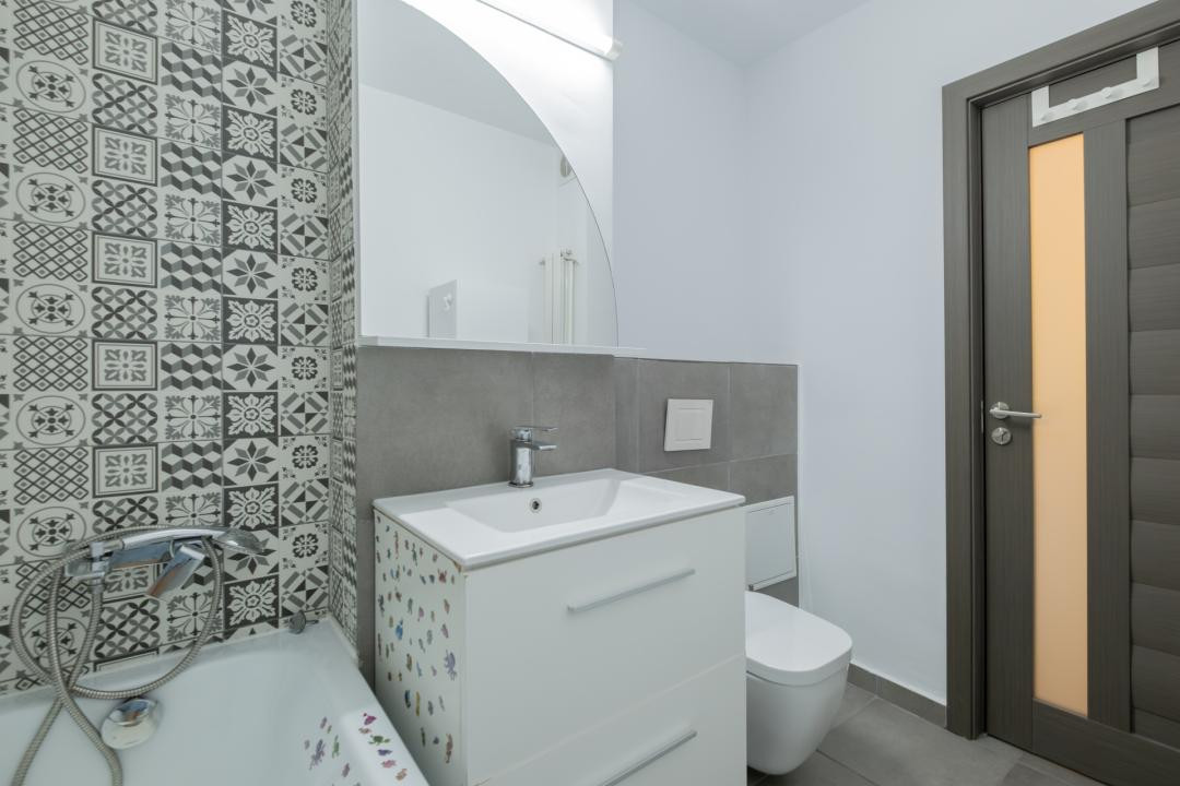 Apartament in zona Faleza Nord, Constanța