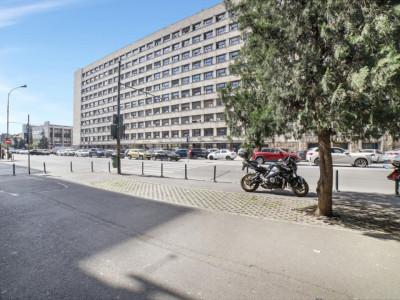 Spațiu comercial de închiriat*Stradal*48 mp*Gara de Nord*Min. Transporturilor