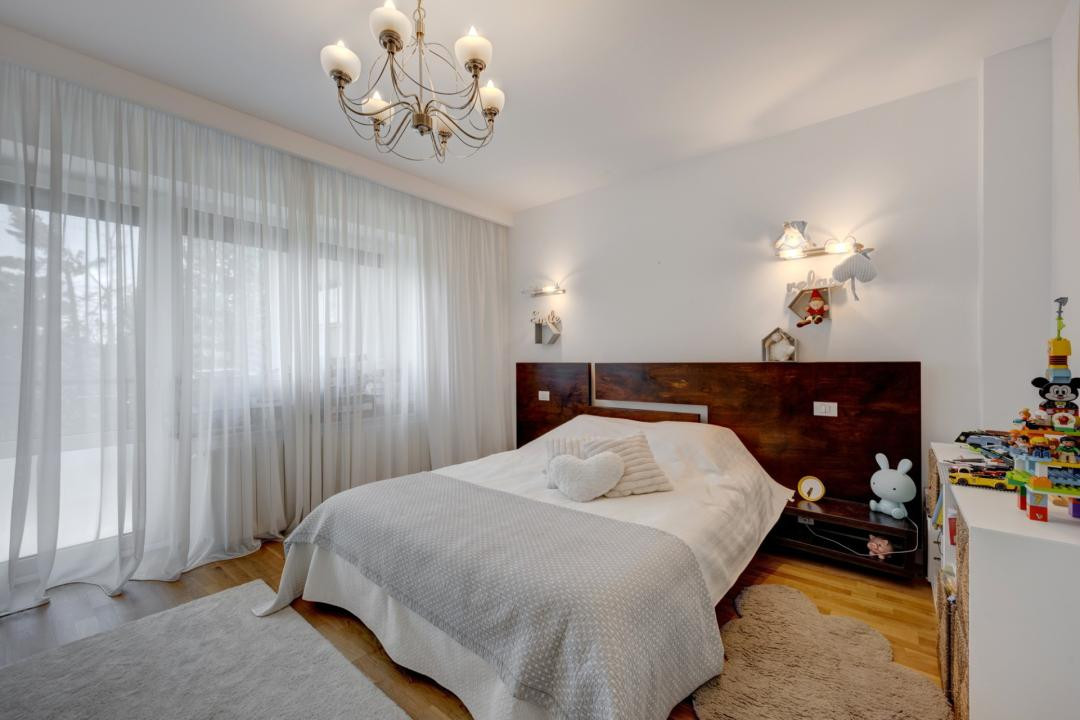 Vila lux*6camere*Pipera*curte* 4 dormitoare*Iancu Nicolae*mobilat*utilat