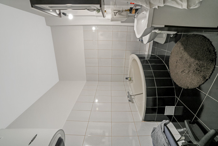 4 camere*Parter/2*Vila interbelică*Curte comună*120 mp utili*C. Dona 5