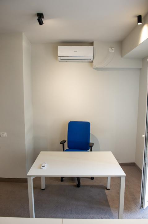 Birou modern de închiriat – 15,4 mp