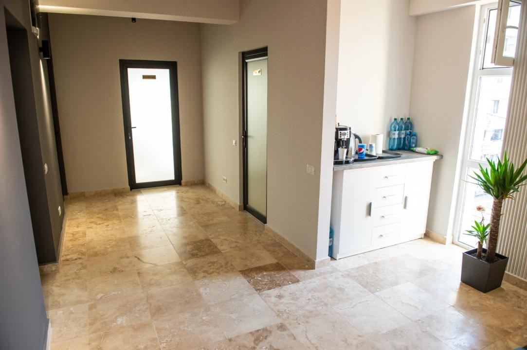 Birou modern de închiriat – 35,3 mp