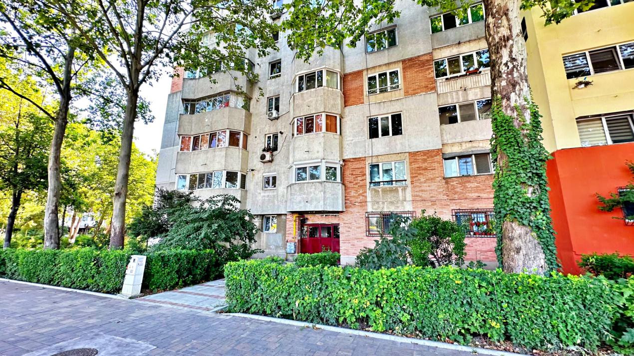 FAR/BILLA - APARTAMENT 3 CAMERE - ETAJ 1