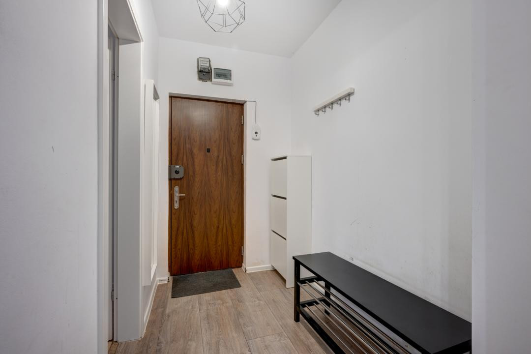 Apartament 4 camere, renovat, nemobilat | Lacul Tei 
