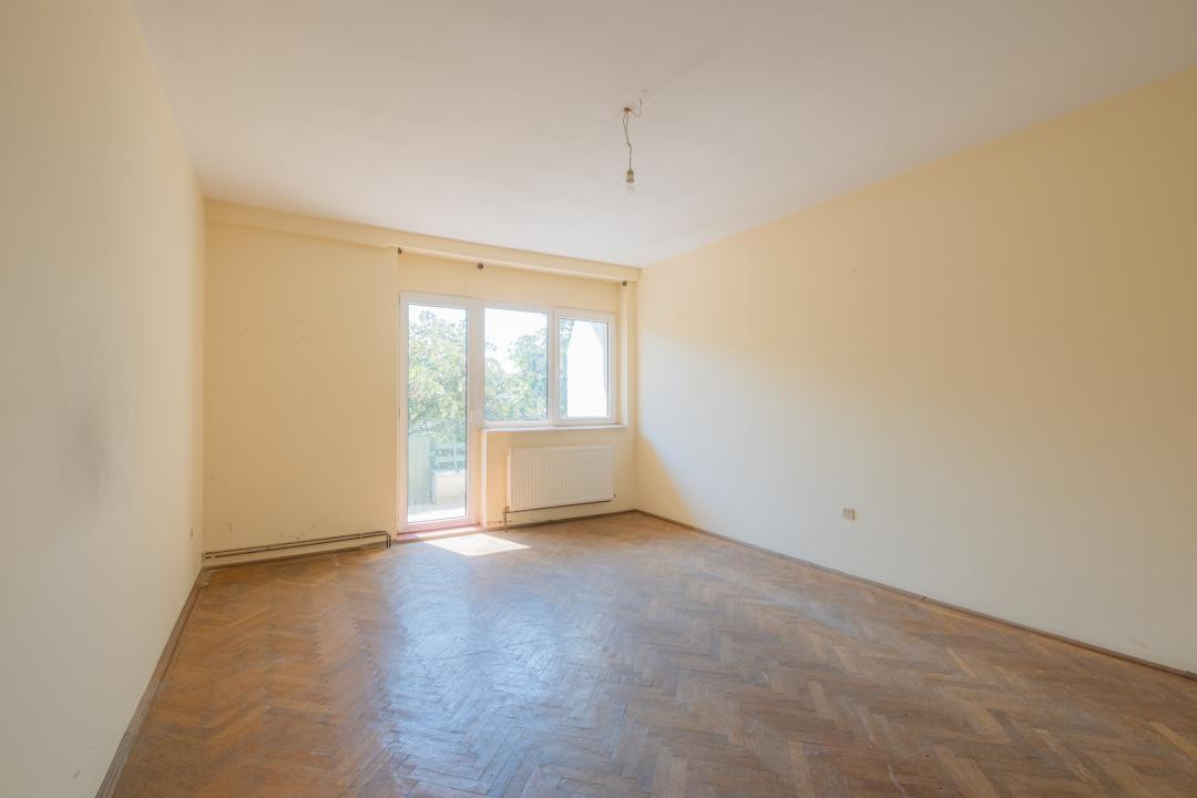 Apartament ultracentral cu 3 camere, 87,2 mp utili – Zona Sala Sporturilor 