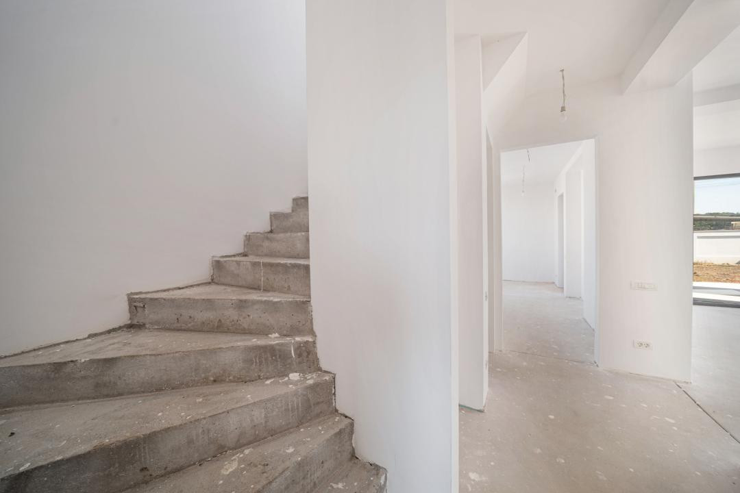 CASA NOUA, BRANESTI, LANGA PADUREA CERNICA | 4 DORMITOARE | 174 MP UTILI | TERAS