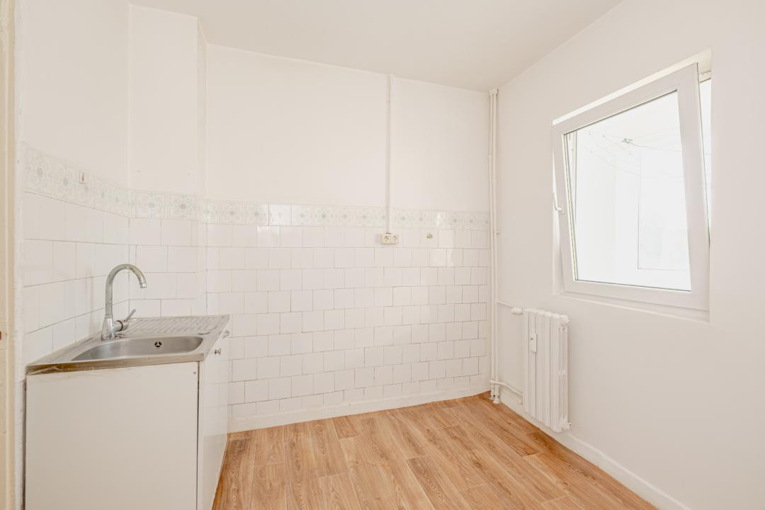 Apartament 3 camere – Tomis 3 | Galeriile Soveja