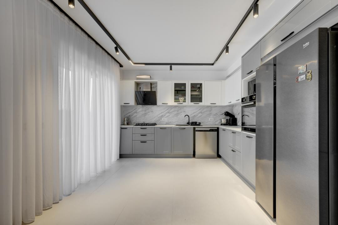 VilA moderne de vânzare în Tunari - 210 mp - Curte proprie -Terasă -0%COMISION 