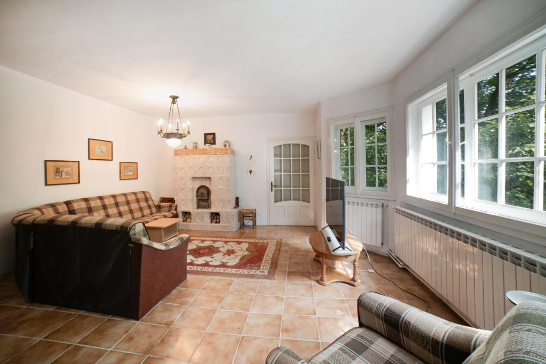 4 dormitoare, terasa acoperita, curte 1634 mp, Brebu, Prahova