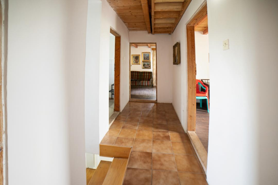 4 dormitoare, terasa acoperita, curte 1634 mp, Brebu, Prahova