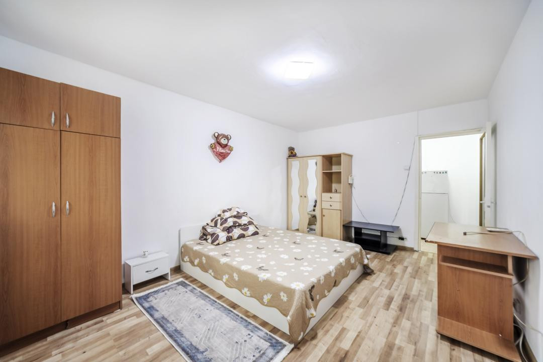 Garsonieră decomandată*etaj 1*Pantelimon Ritmului*