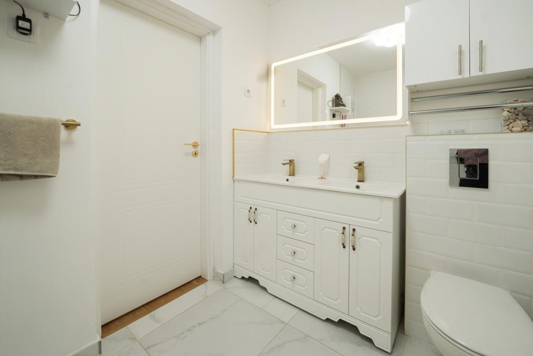 Mobilat-Utilat Modern*Loc de Parcare*75 mp + 12 mp Terasă*Bloc Nou*Renovat 2024