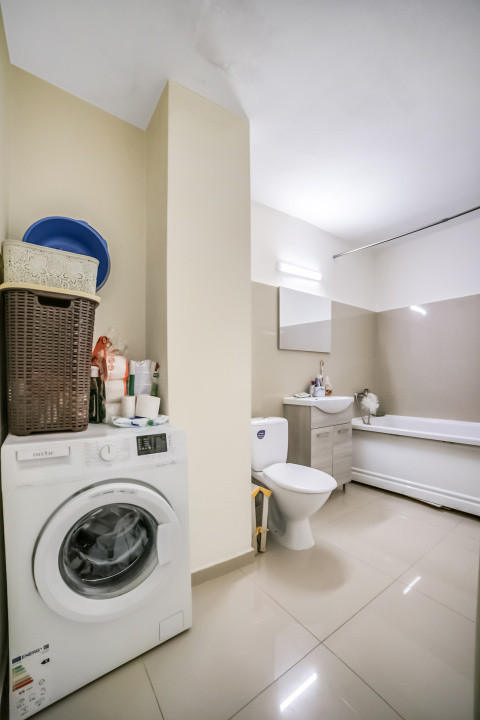Dristor*Decomandat*An 1983*Ready to move in*9 min metrou