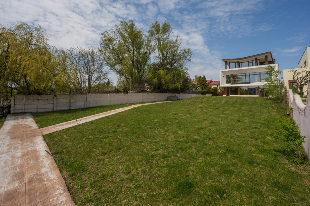 Proprietate rara cu acces direct la lacul Mogosoaia | Teren 1182 mp