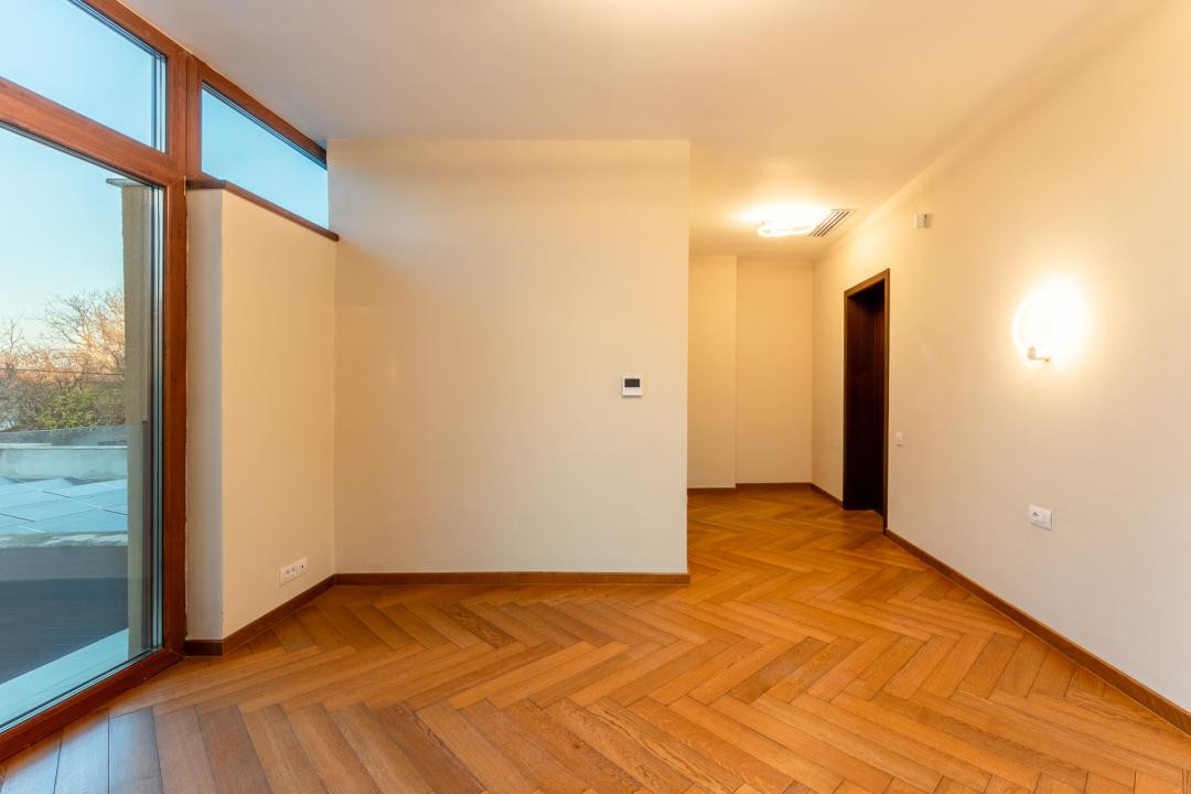 Proprietate rara cu acces direct la lacul Mogosoaia | Teren 1182 mp